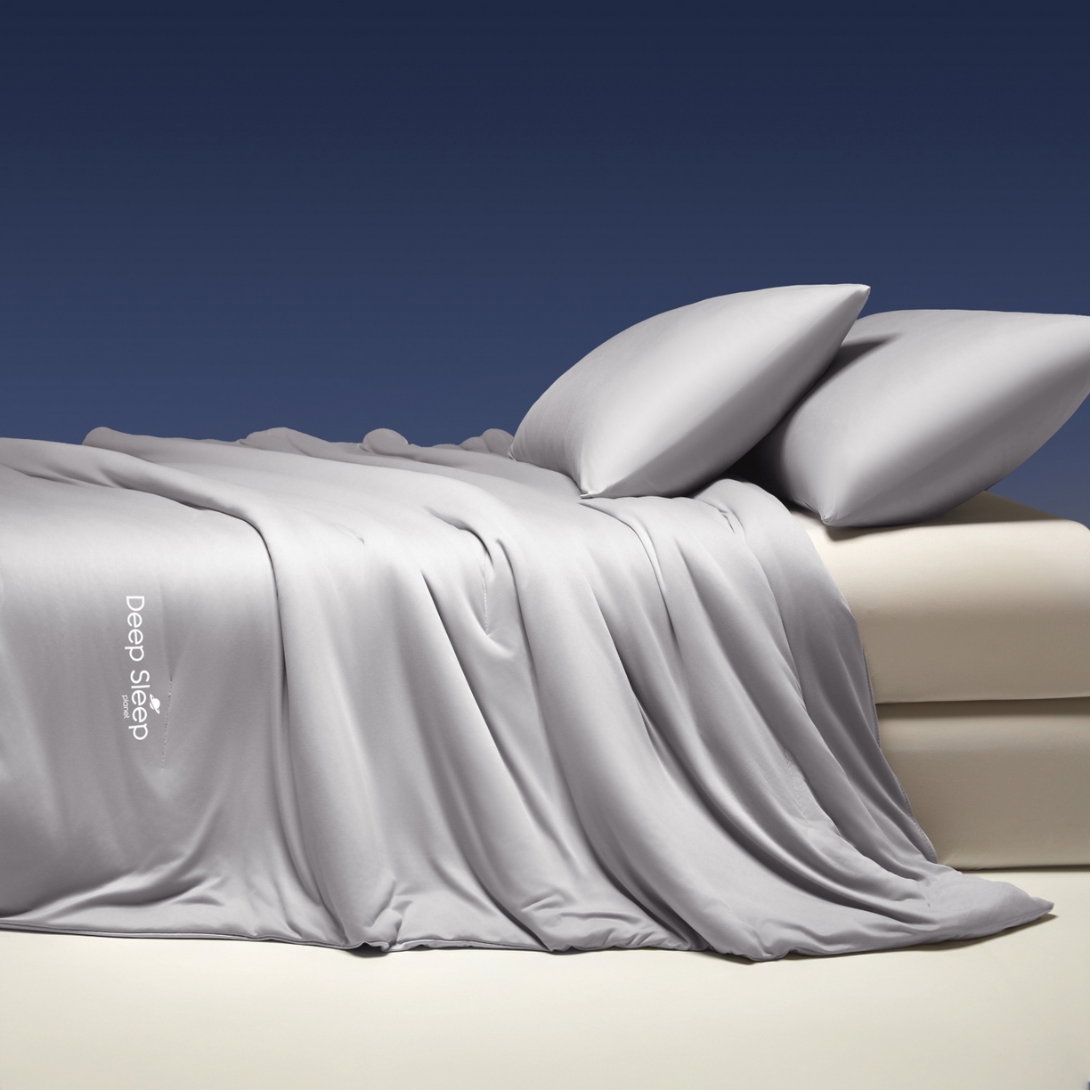 91家纺网 家纺一手货源 找家纺 老帅的工厂店 2026新款针织棉深睡控温夏被系列-系列二 冷雾灰