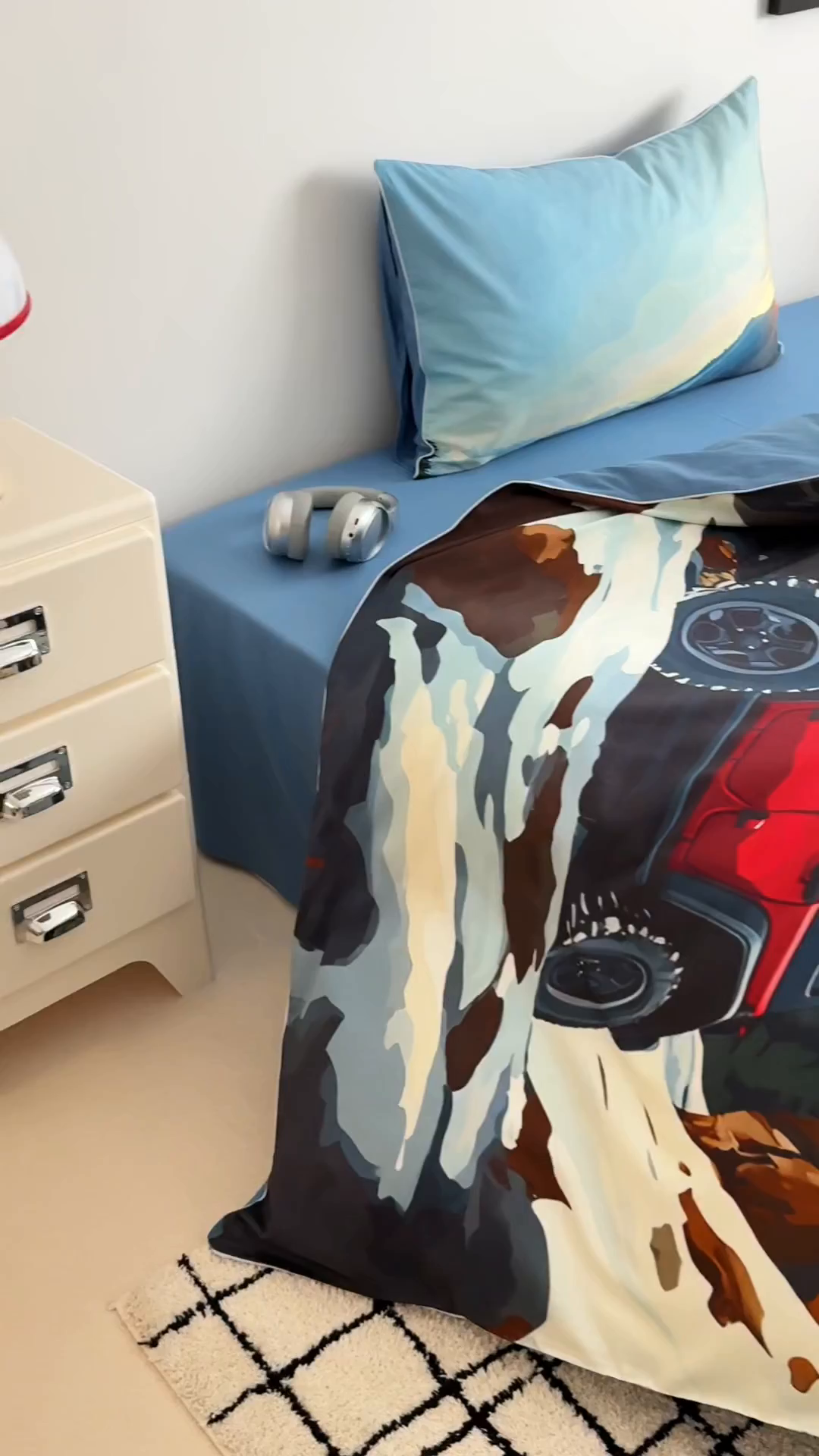 91家纺网 家纺一手货源 找家纺 （总）西西家居 2026新款100支澳棉数码印花独家专版数码汽车系列四件套--雪山穿越