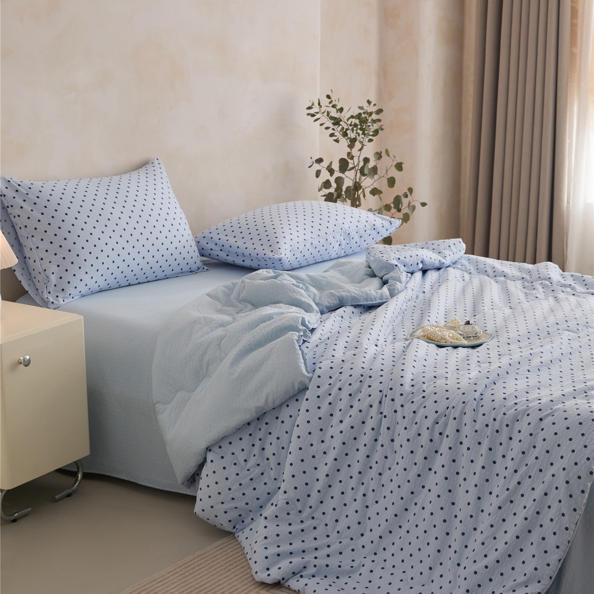 91家纺网 家纺一手货源 找家纺 艺菲阁家纺 2026新款泡芙棉夏被夏凉被空调被 蓝雾星点