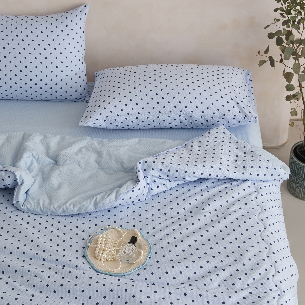 91家纺网 家纺一手货源 找家纺 艺菲阁家纺 2026新款泡芙棉夏被夏凉被空调被 蓝雾星点