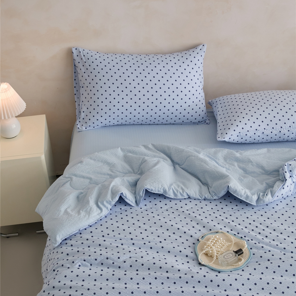 91家纺网 家纺一手货源 找家纺 艺菲阁家纺 2026新款泡芙棉夏被夏凉被空调被 蓝雾星点