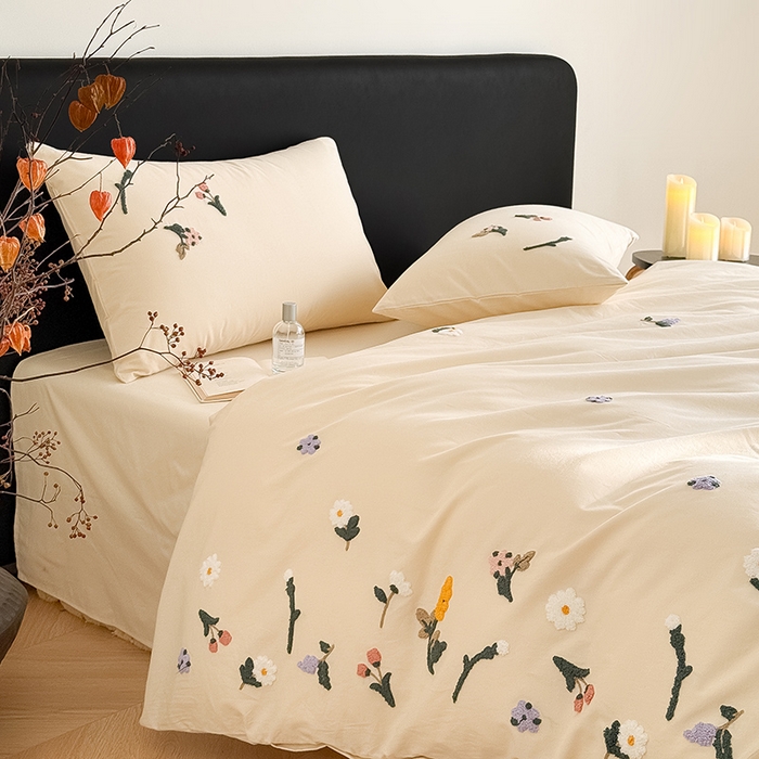 91家纺网 家纺一手货源 找家纺 Mr.pig猪先生水洗棉 2026新款全棉水洗棉毛巾绣四件套（展示价格为控价，实际价格请联系客服 花絮-杏仁白