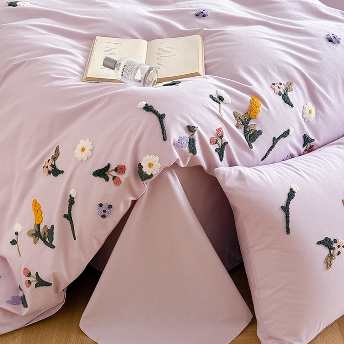 91家纺网 家纺一手货源 找家纺 Mr.pig猪先生水洗棉 2026新款全棉水洗棉毛巾绣四件套（展示价格为控价，实际价格请联系客服 花絮-微微紫