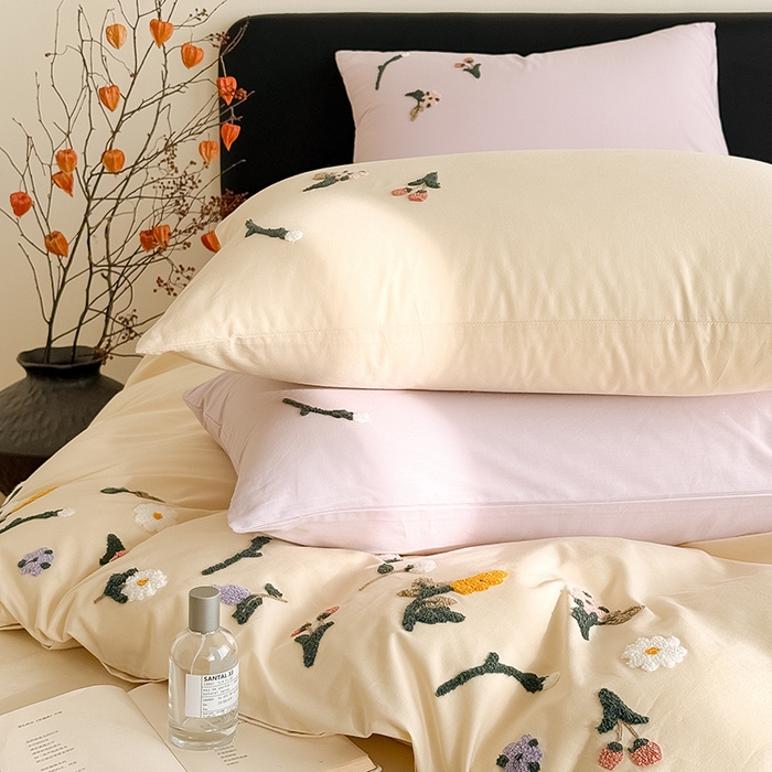 91家纺网 家纺一手货源 找家纺 Mr.pig猪先生水洗棉 2026新款全棉水洗棉毛巾绣四件套（展示价格为控价，实际价格请联系客服 花絮-杏仁白