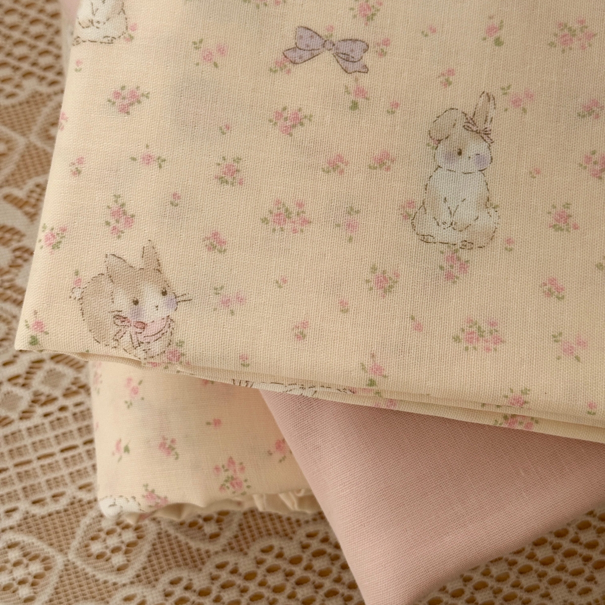 91家纺网 家纺一手货源 找家纺 于果 2026新款全棉纯棉双层纱四件套 卷耳小姐