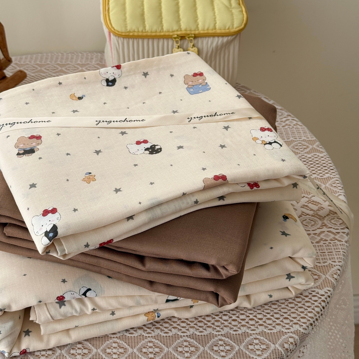 91家纺网 家纺一手货源 找家纺 于果 2026新款全棉纯棉双层纱四件套 咖啡猫