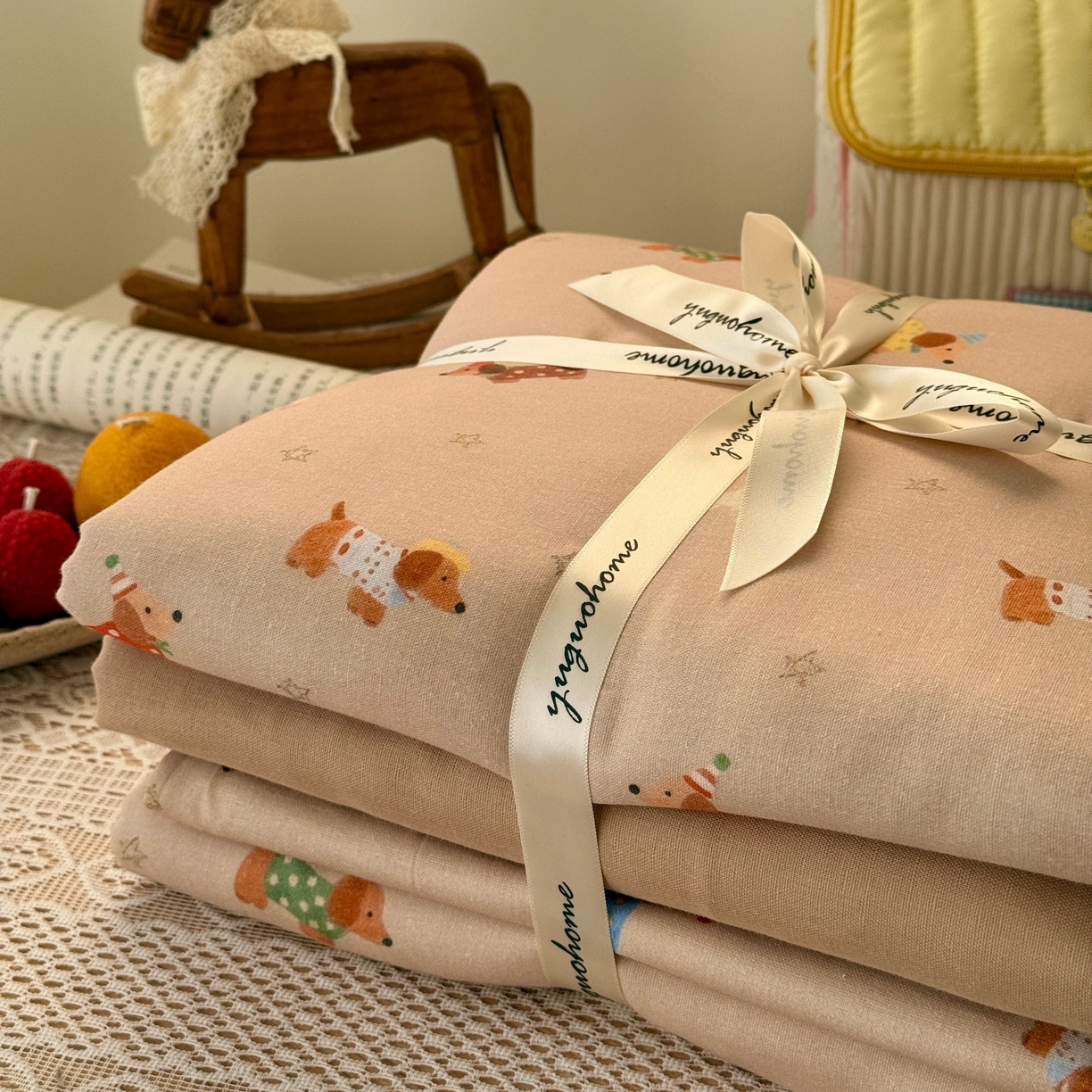 91家纺网 家纺一手货源 找家纺 于果 2026新款全棉纯棉双层纱四件套 腊肠狗咖