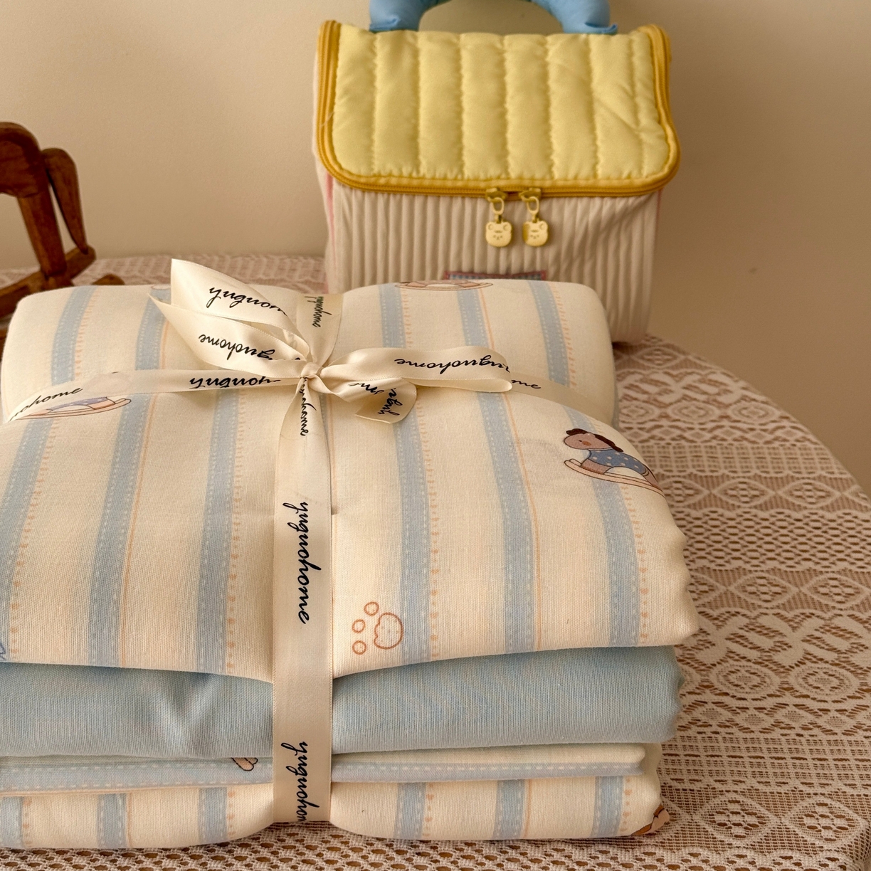 91家纺网 家纺一手货源 找家纺 于果 2026新款全棉纯棉双层纱四件套 跷跷马