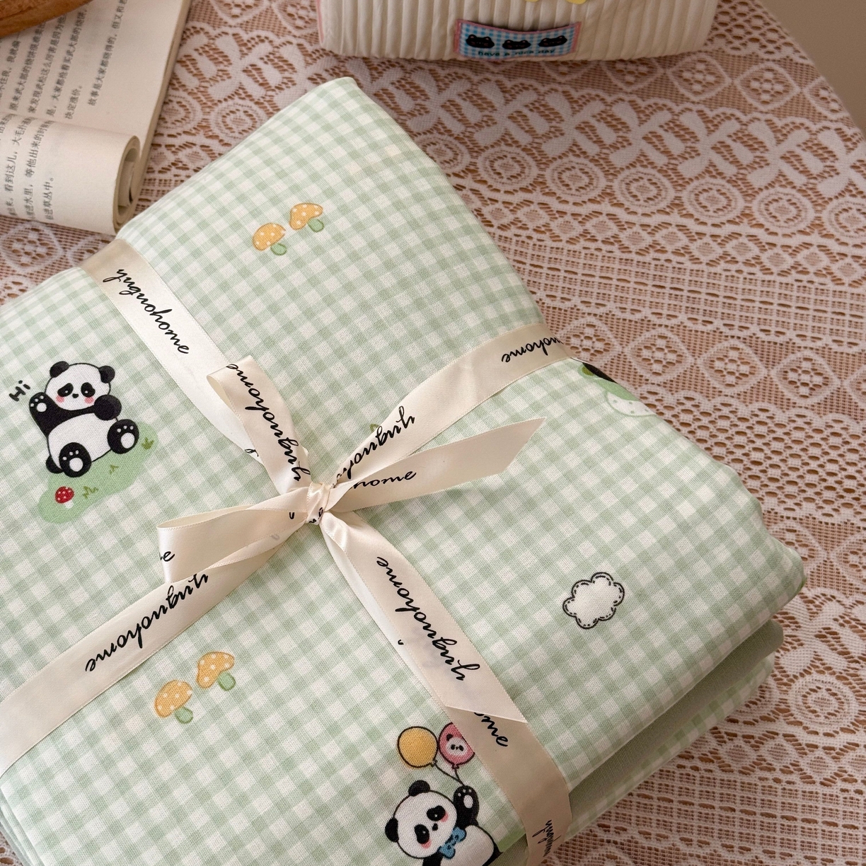 91家纺网 家纺一手货源 找家纺 于果 2026新款全棉纯棉双层纱四件套 俏皮熊猫