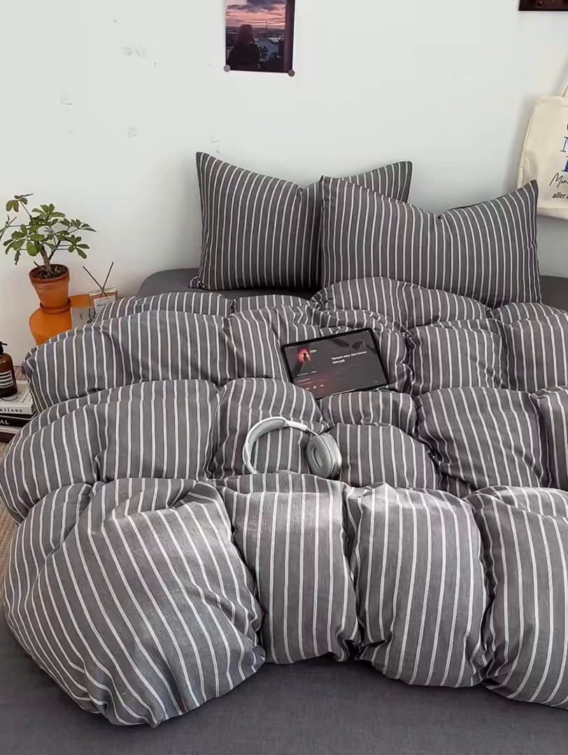 91家纺网 家纺一手货源 找家纺 莱茵家居 2026新款A类全棉色织日系芝麻锻纹套件-暮云系列 暮云-灰白