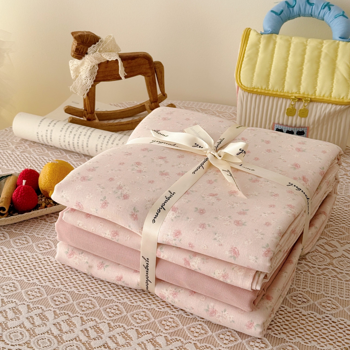 91家纺网 家纺一手货源 找家纺 于果 2026新款全棉纯棉双层纱四件套 夏礼粉