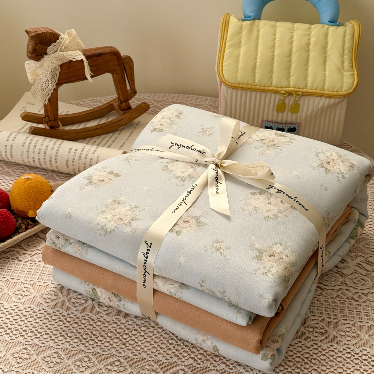 91家纺网 家纺一手货源 找家纺 于果 2026新款全棉纯棉双层纱四件套 夏日牡丹蓝