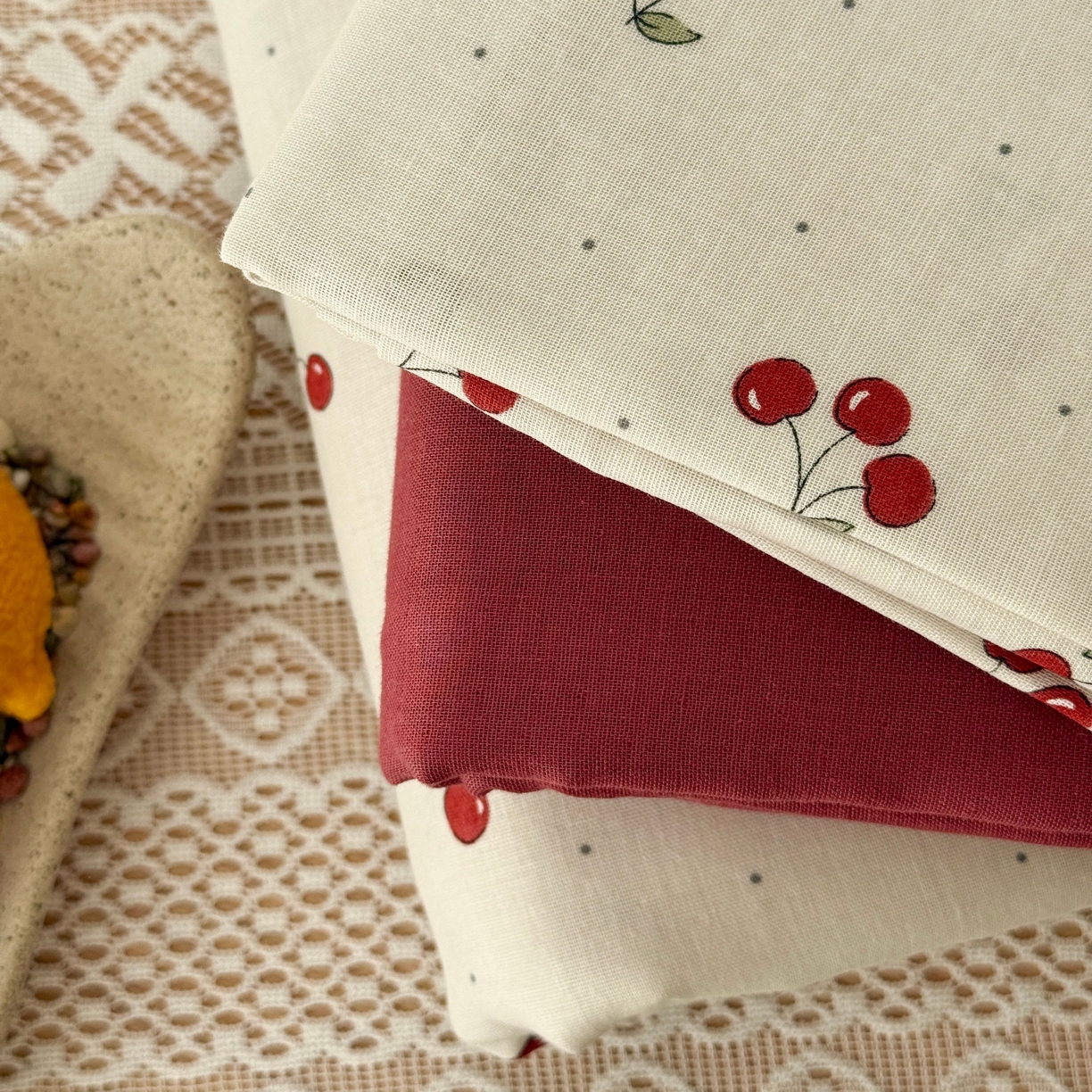 91家纺网 家纺一手货源 找家纺 于果 2026新款全棉纯棉双层纱四件套 小樱桃