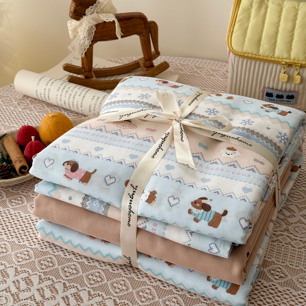 91家纺网 家纺一手货源 找家纺 于果 2026新款全棉纯棉双层纱四件套 雪花小狗