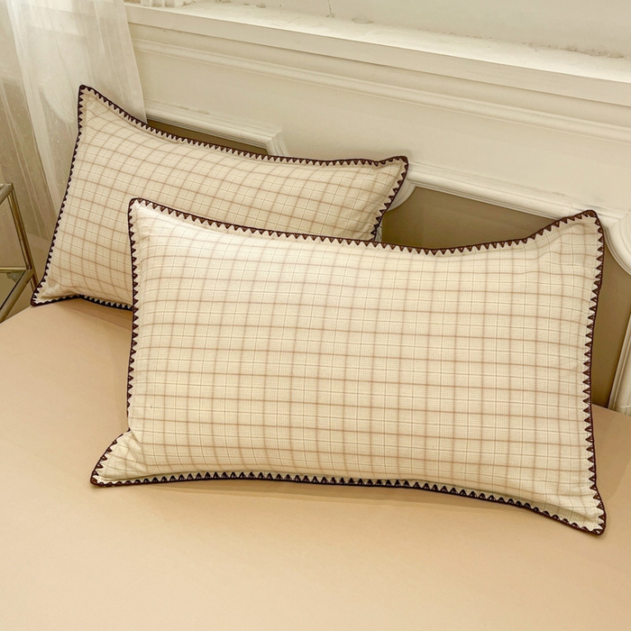 91家纺网 家纺一手货源 找家纺 莱茵家居 2026新款A类全棉色织水洗棉格子贝壳边套件-愫格系列 愫格-栗棕