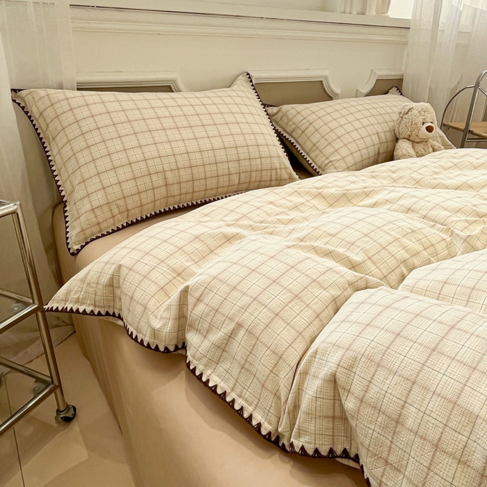 91家纺网 家纺一手货源 找家纺 莱茵家居 2026新款A类全棉色织水洗棉格子贝壳边套件-愫格系列 愫格-栗棕