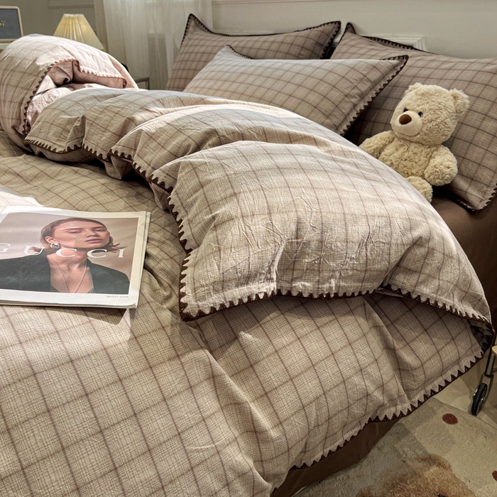 91家纺网 家纺一手货源 找家纺 莱茵家居 2026新款A类全棉色织水洗棉格子贝壳边套件-愫格系列 愫格-琥珀