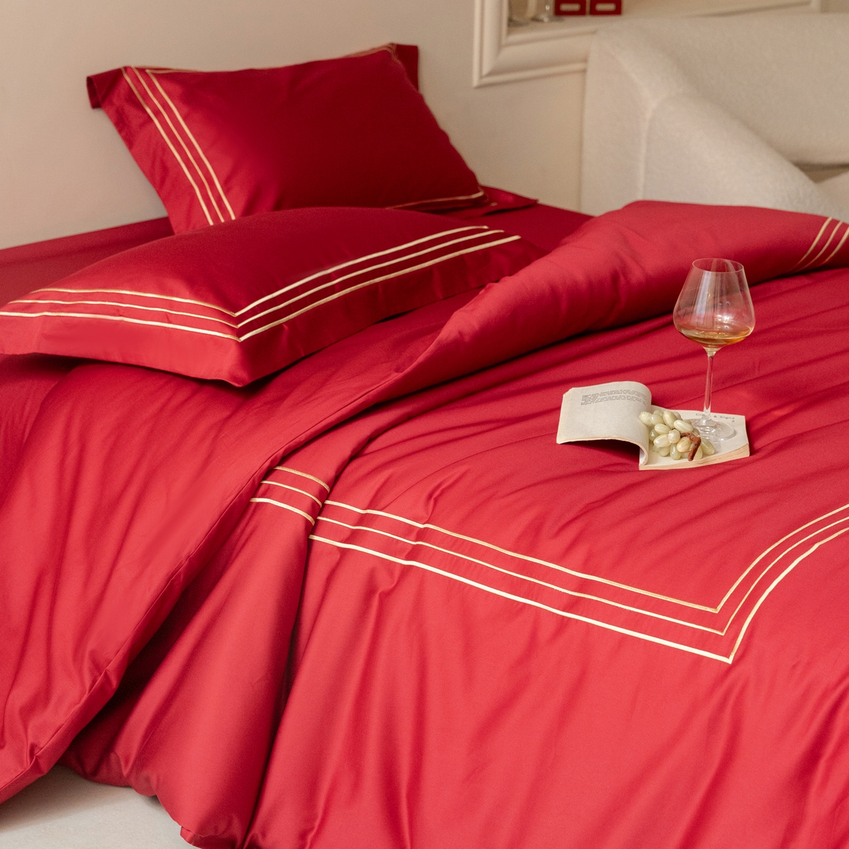 91家纺网 家纺一手货源 找家纺 （总）安力森/诚臻酒店用品 2026新款结婚被套四件套婚庆纯棉全棉红色被套床单床上用品床笠月光欢喜刺绣