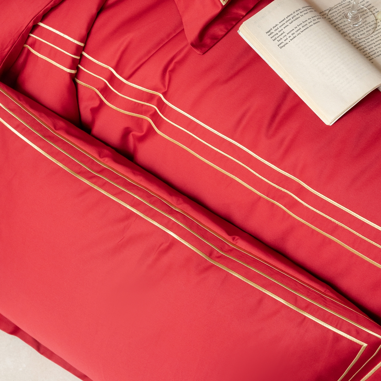 91家纺网 家纺一手货源 找家纺 （总）安力森/诚臻酒店用品 2026新款结婚被套四件套婚庆纯棉全棉红色被套床单床上用品床笠月光欢喜刺绣