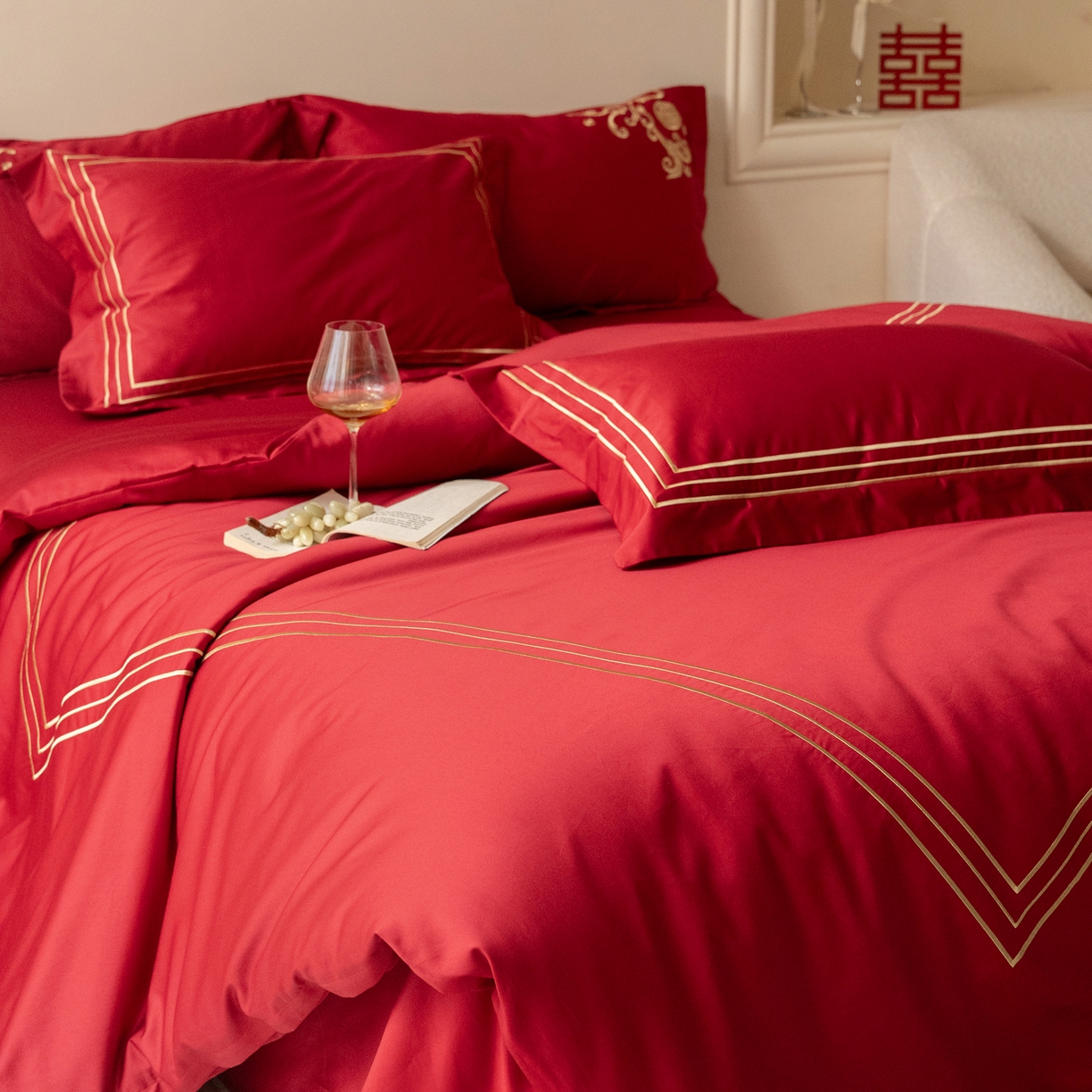 91家纺网 家纺一手货源 找家纺 （总）安力森/诚臻酒店用品 2026新款结婚被套四件套婚庆纯棉全棉红色被套床单床上用品床笠月光欢喜刺绣
