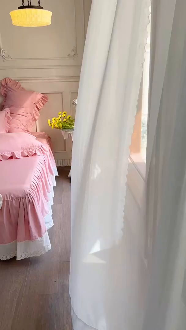 91家纺网 家纺一手货源 找家纺 乐朵家居 2026新款 25-3郁金香 天丝缎蕾丝床裙+可配空调 豆沙粉