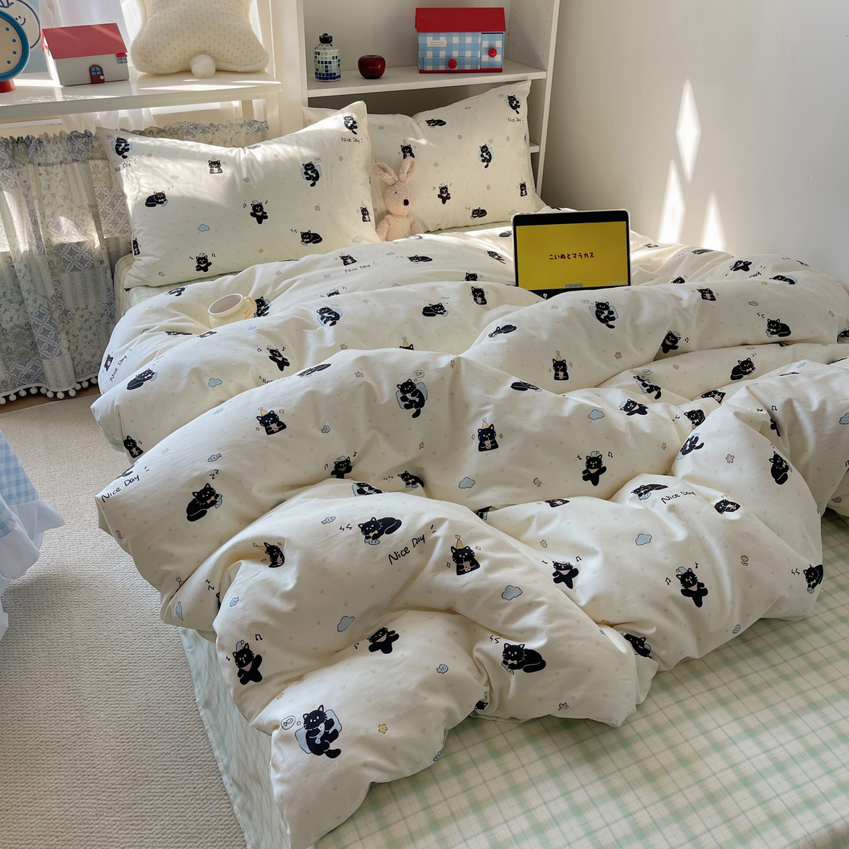 91家纺网 家纺一手货源 找家纺 耀悦家纺 2026新款40支a类全棉纯棉小清新卡通ins风博主风四件套 调皮小黑喵