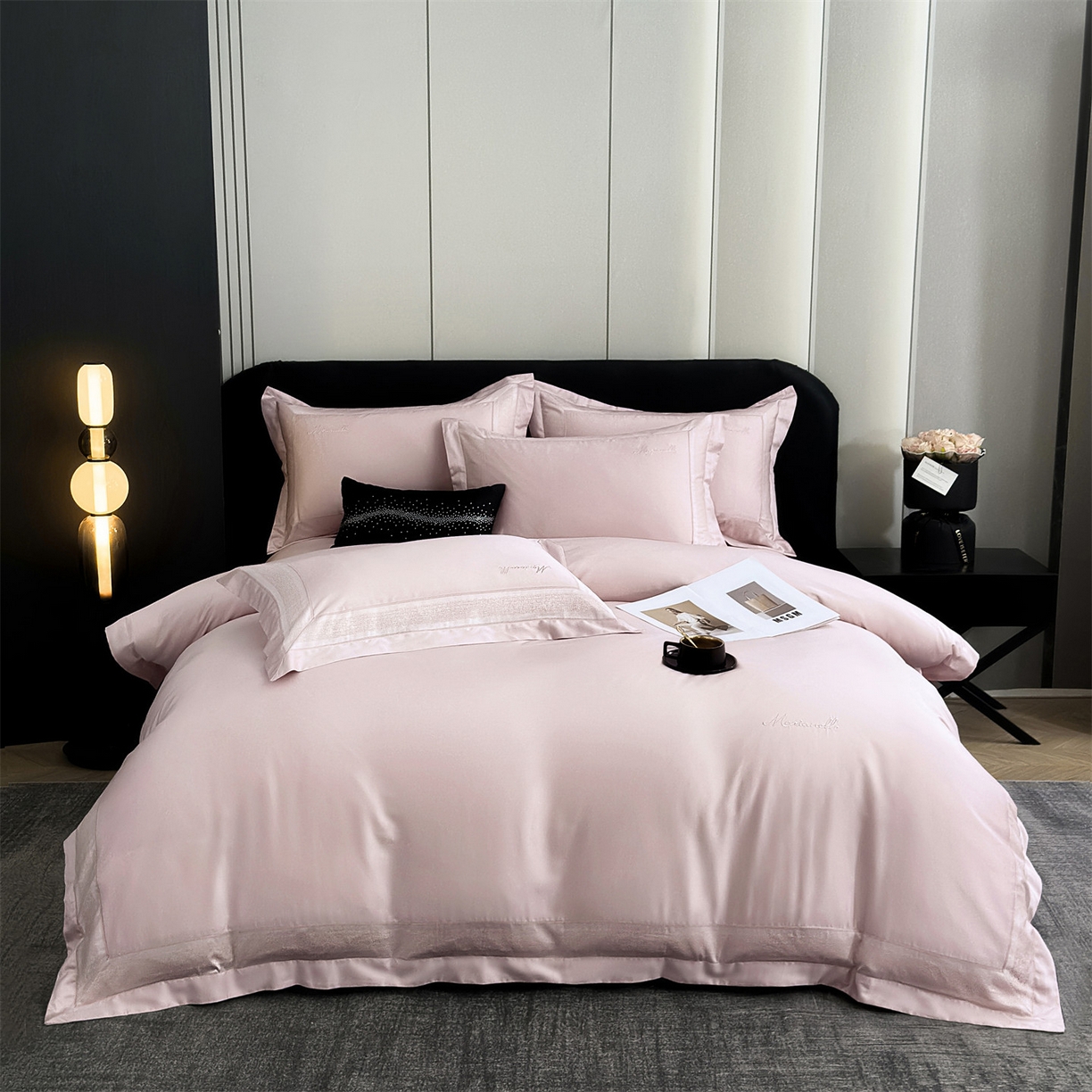 91家纺网 家纺一手货源 找家纺 朵希曼 2026新款天丝棉绣花工艺款四件套-臻雅（券后不低于349元 ） 臻雅--樱花粉