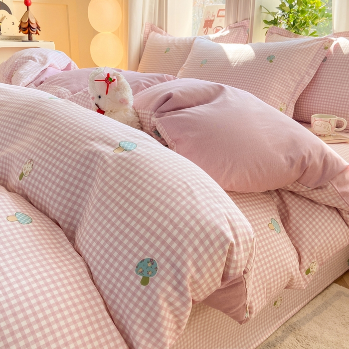 朵安家纺 2026春夏新款12868全棉纯棉斜纹印花四件套 蘑菇童话