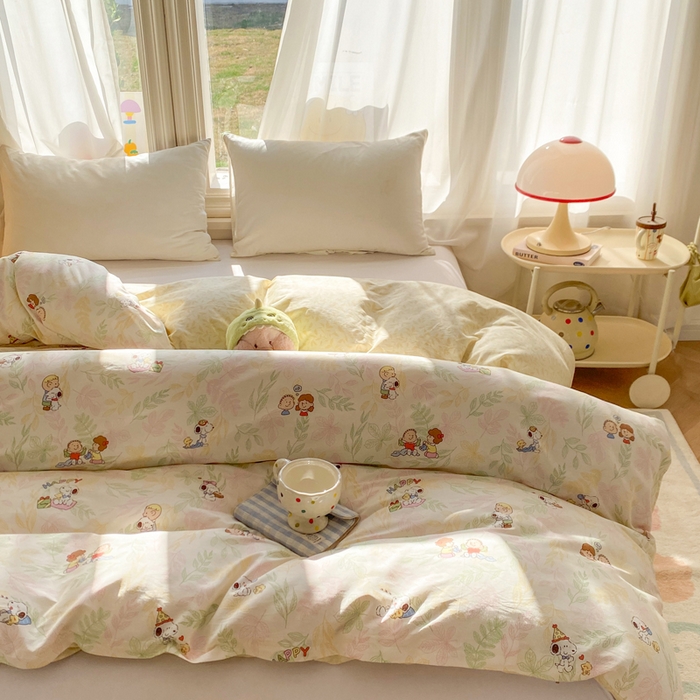 91家纺网 家纺一手货源 找家纺 朵安家纺 2026春夏新款12868全棉纯棉斜纹印花四件套 史努比聚会