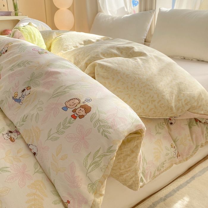 91家纺网 家纺一手货源 找家纺 朵安家纺 2026春夏新款12868全棉纯棉斜纹印花四件套 史努比聚会