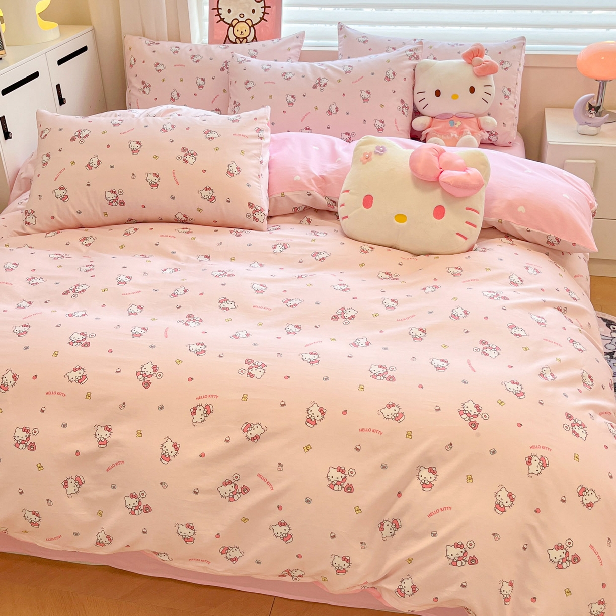 91家纺网 家纺一手货源 找家纺 暮思家居 2026新款正版授权三丽鸥全棉纯棉四件套系列-第二批 电话凯蒂