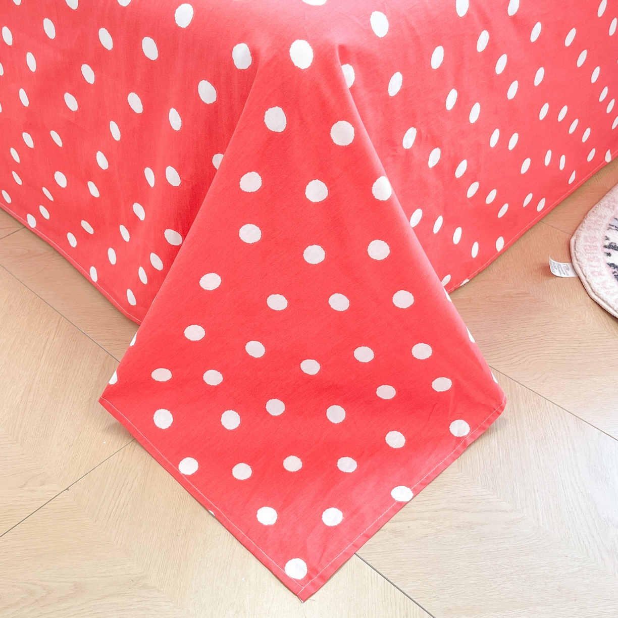 91家纺网 家纺一手货源 找家纺 暮思家居 2026新款正版授权三丽鸥全棉纯棉四件套系列-第二批 红格凯蒂