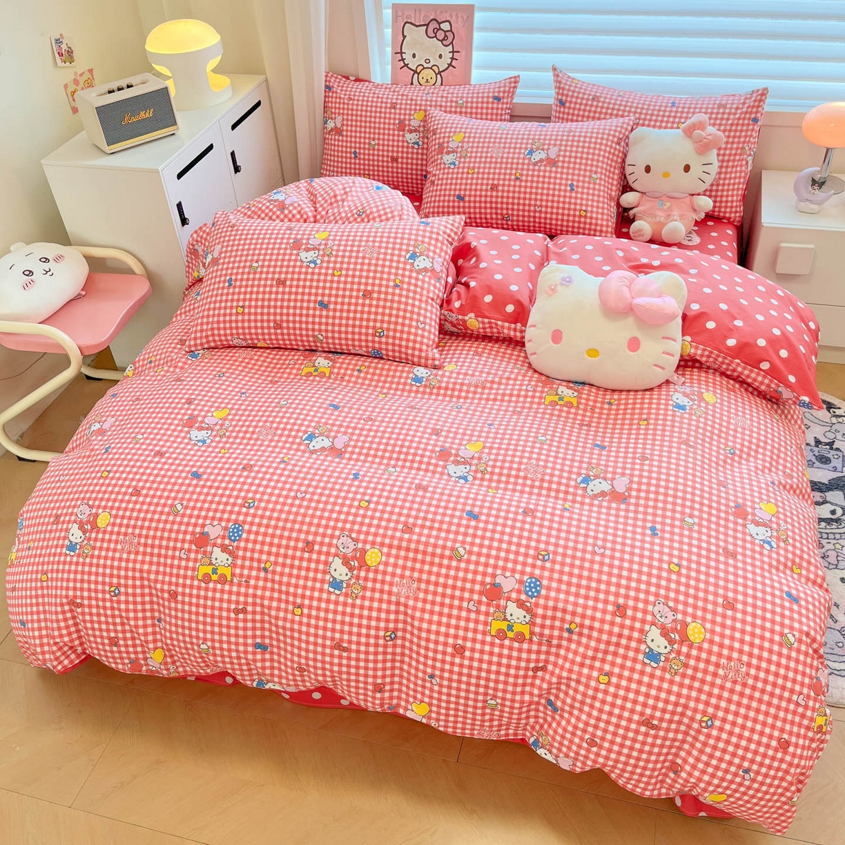 91家纺网 家纺一手货源 找家纺 暮思家居 2026新款正版授权三丽鸥全棉纯棉四件套系列-第二批 红格凯蒂