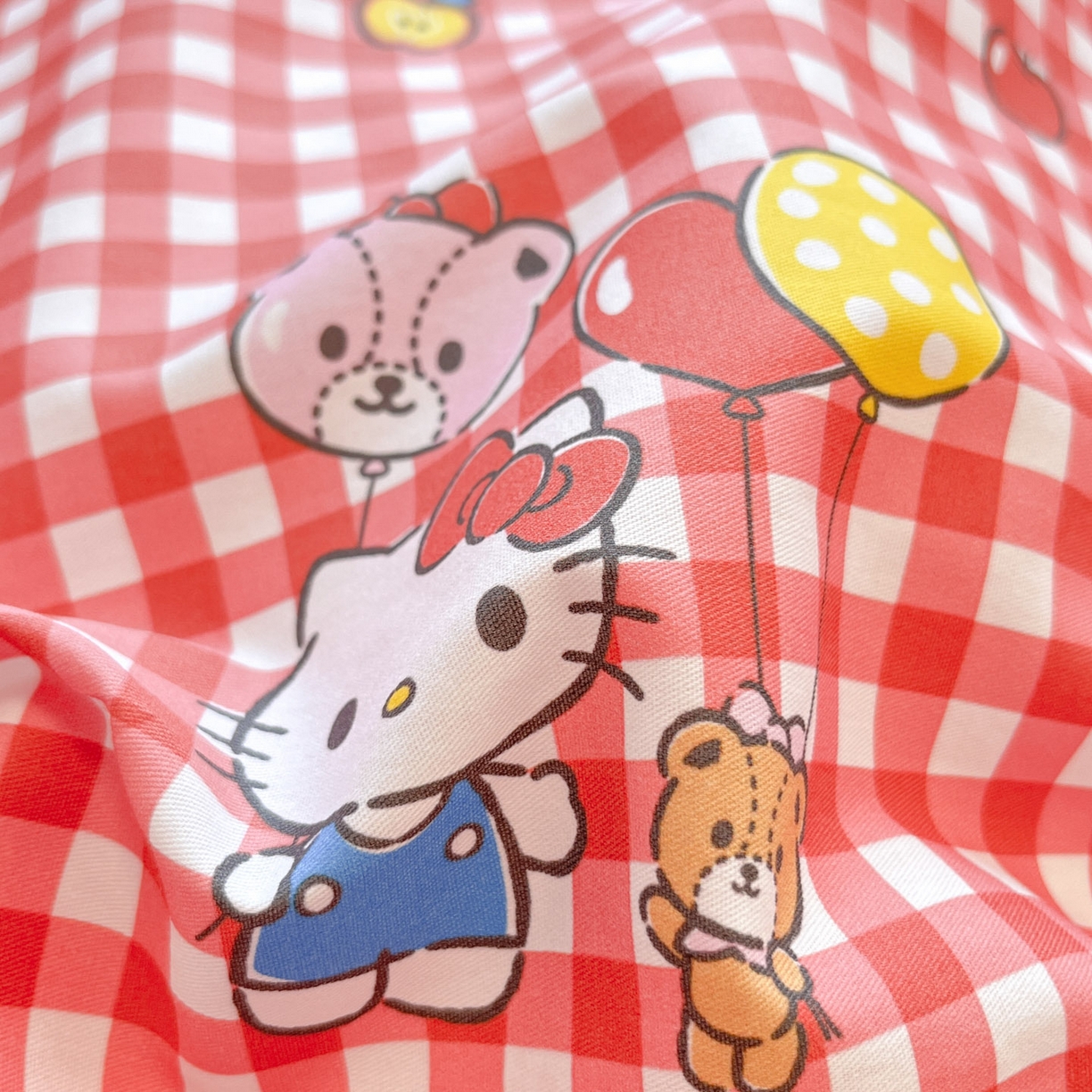 91家纺网 家纺一手货源 找家纺 暮思家居 2026新款正版授权三丽鸥全棉纯棉四件套系列-第二批 红格凯蒂