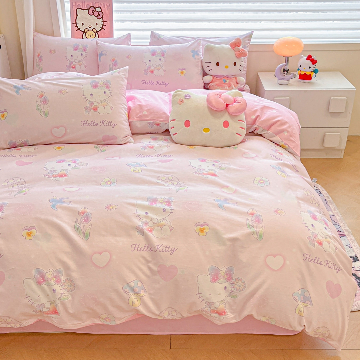 91家纺网 家纺一手货源 找家纺 暮思家居 2026新款正版授权三丽鸥全棉纯棉四件套系列-第二批 蘑菇凯蒂