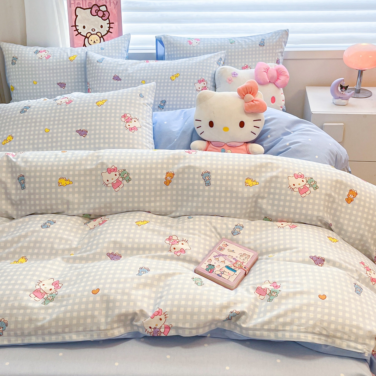 91家纺网 家纺一手货源 找家纺 暮思家居 2026新款正版授权三丽鸥全棉纯棉四件套系列-第二批 小熊KT