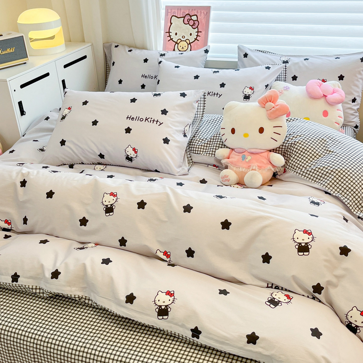 91家纺网 家纺一手货源 找家纺 暮思家居 2026新款正版授权三丽鸥全棉纯棉四件套系列-第二批 星星KT