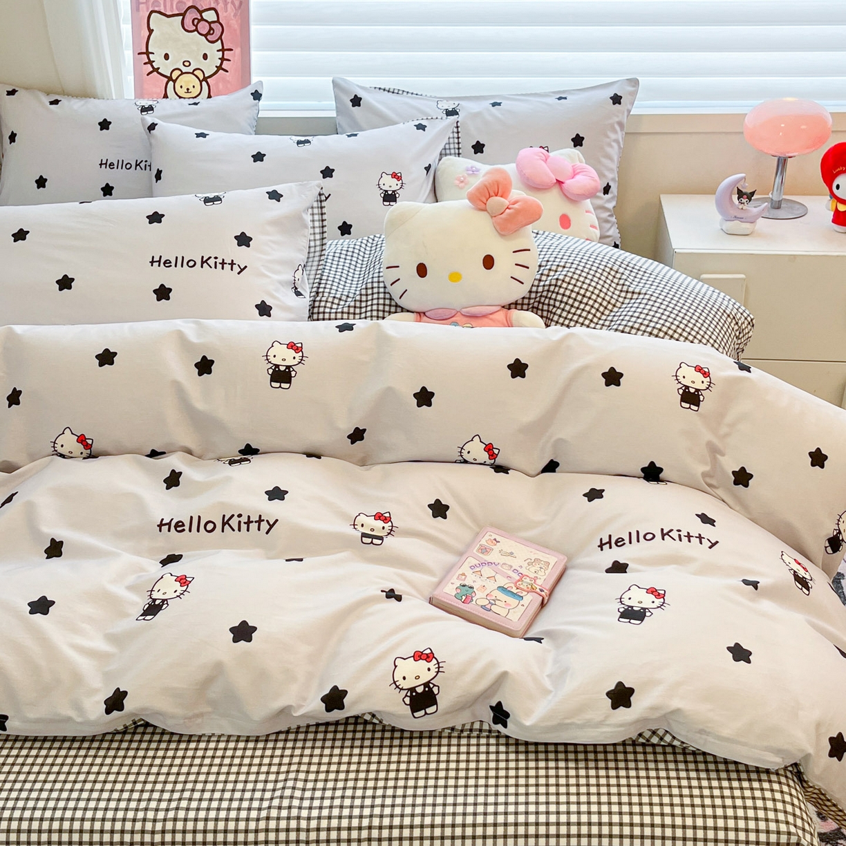 91家纺网 家纺一手货源 找家纺 暮思家居 2026新款正版授权三丽鸥全棉纯棉四件套系列-第二批 星星KT