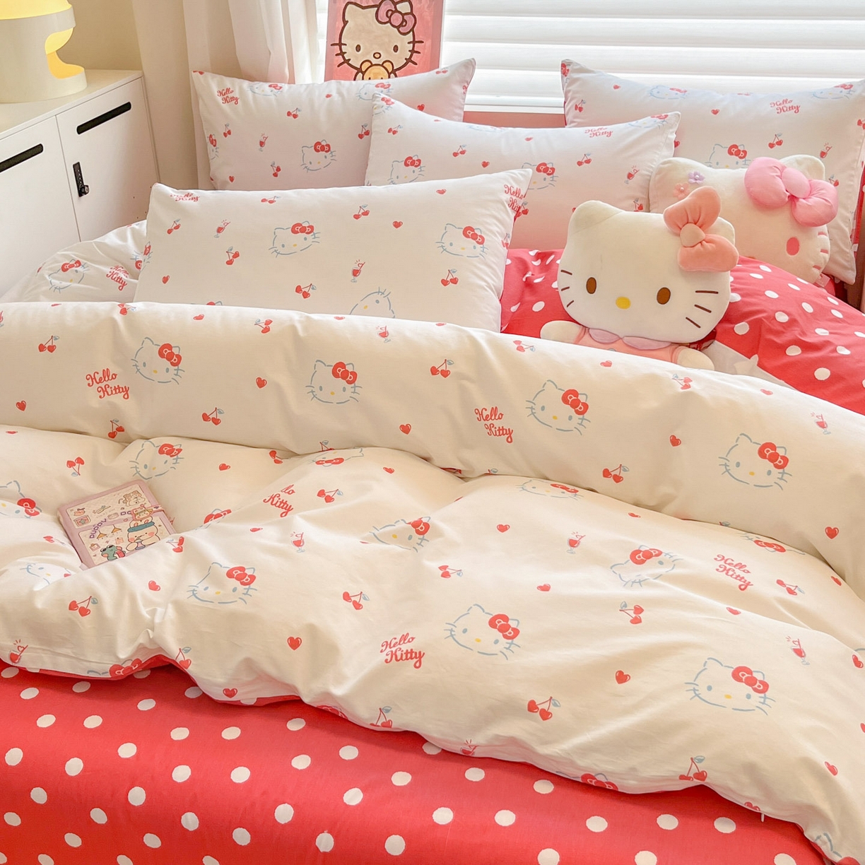 91家纺网 家纺一手货源 找家纺 暮思家居 2026新款正版授权三丽鸥全棉纯棉四件套系列-第二批 樱桃凯蒂