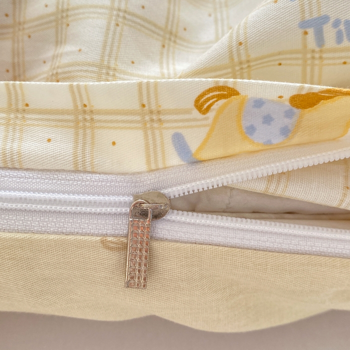 91家纺网 家纺一手货源 找家纺 朵安家纺 2026春夏新款12868全棉纯棉斜纹印花四件套 星园木马