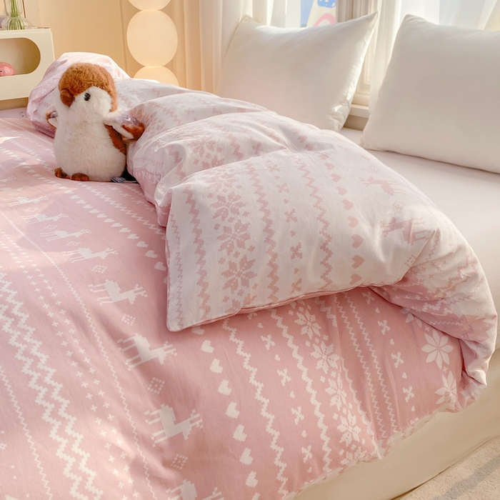 91家纺网 家纺一手货源 找家纺 朵安家纺 2026春夏新款12868全棉纯棉斜纹印花四件套 雪国风情