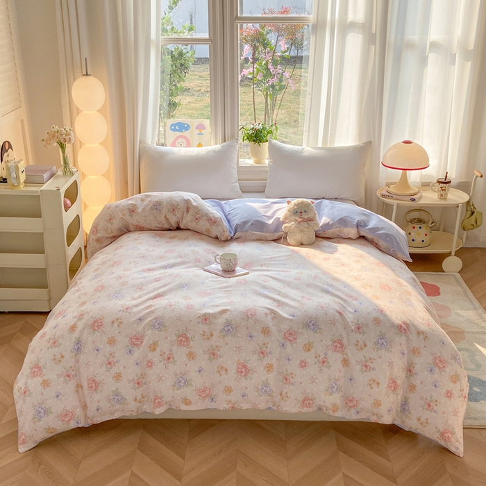 91家纺网 家纺一手货源 找家纺 朵安家纺 2026春夏新款12868全棉纯棉斜纹印花四件套 艳影花都