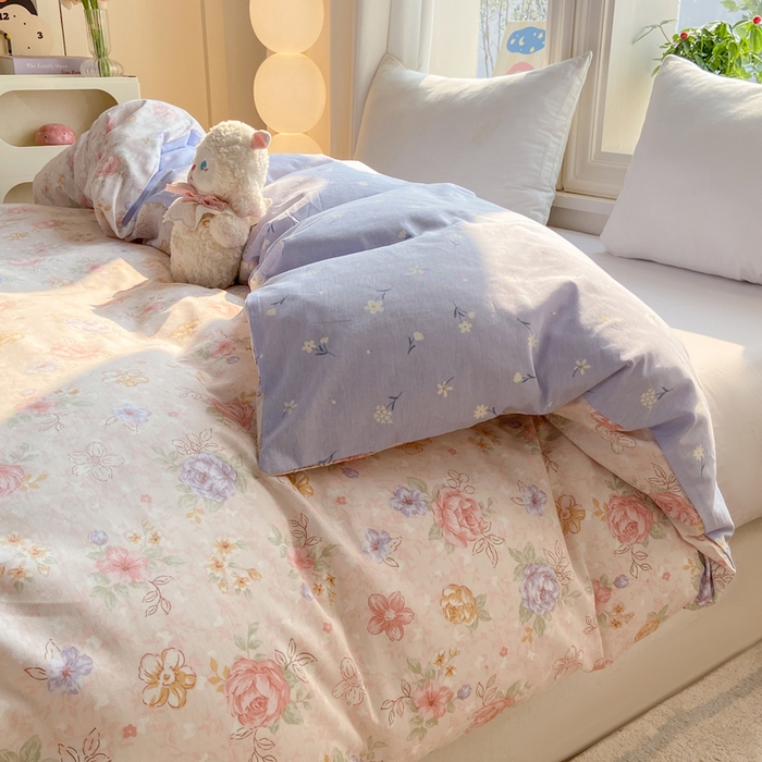 91家纺网 家纺一手货源 找家纺 朵安家纺 2026春夏新款12868全棉纯棉斜纹印花四件套 艳影花都