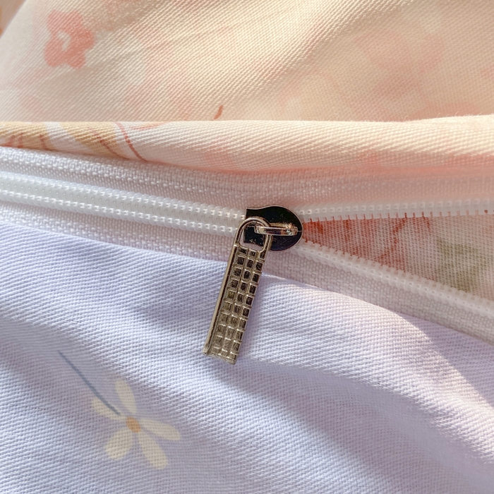 91家纺网 家纺一手货源 找家纺 朵安家纺 2026春夏新款12868全棉纯棉斜纹印花四件套 艳影花都