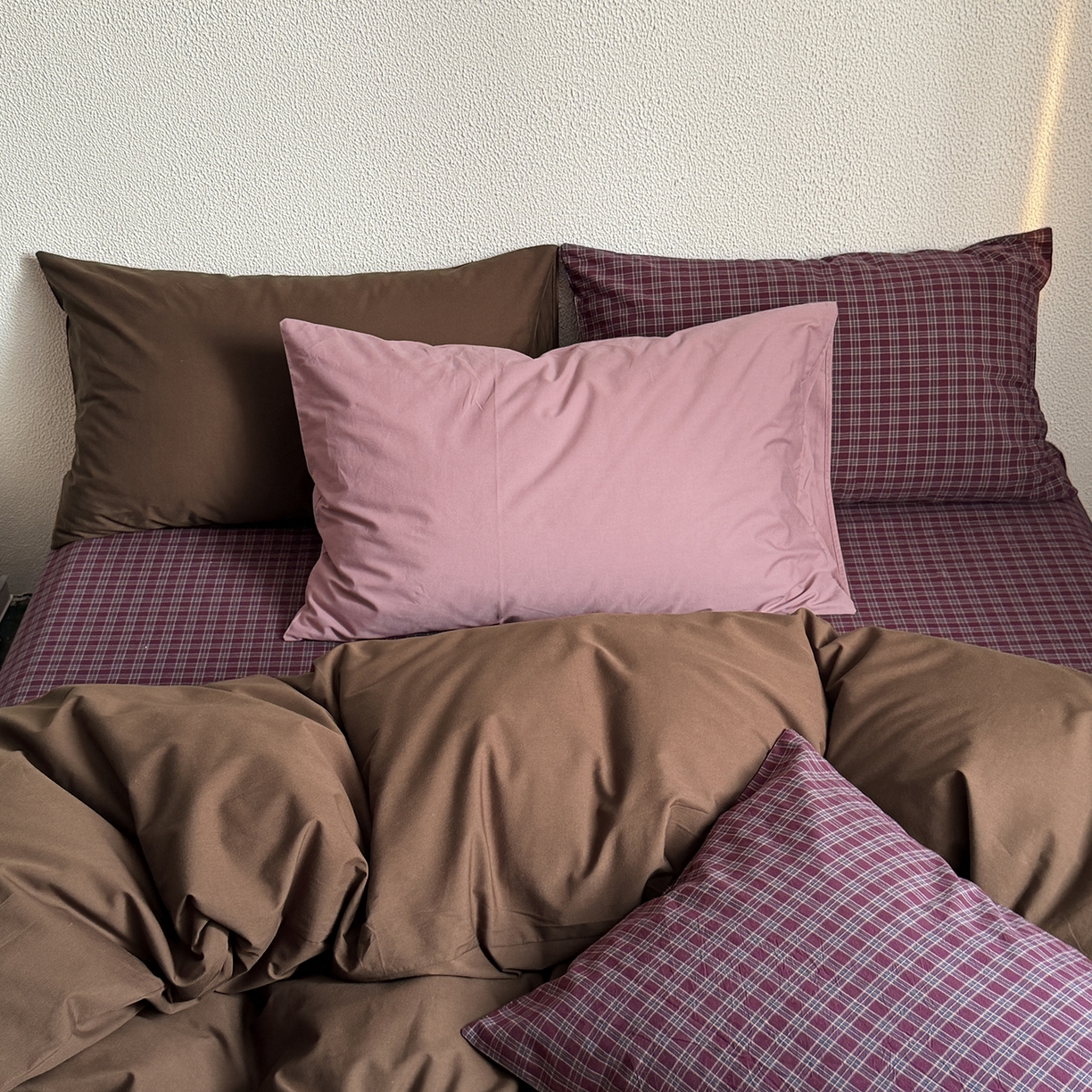 91家纺网 家纺一手货源 找家纺 蜜宿 2026新款全棉40s水洗棉四件套-生巧紫酱 生巧紫酱（枕套格纹）