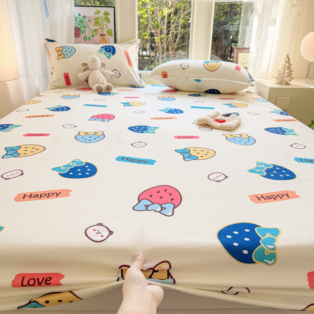 91家纺网 家纺一手货源 找家纺 赫然家纺 2026新款芦荟棉单品床笠系列 草莓乐园