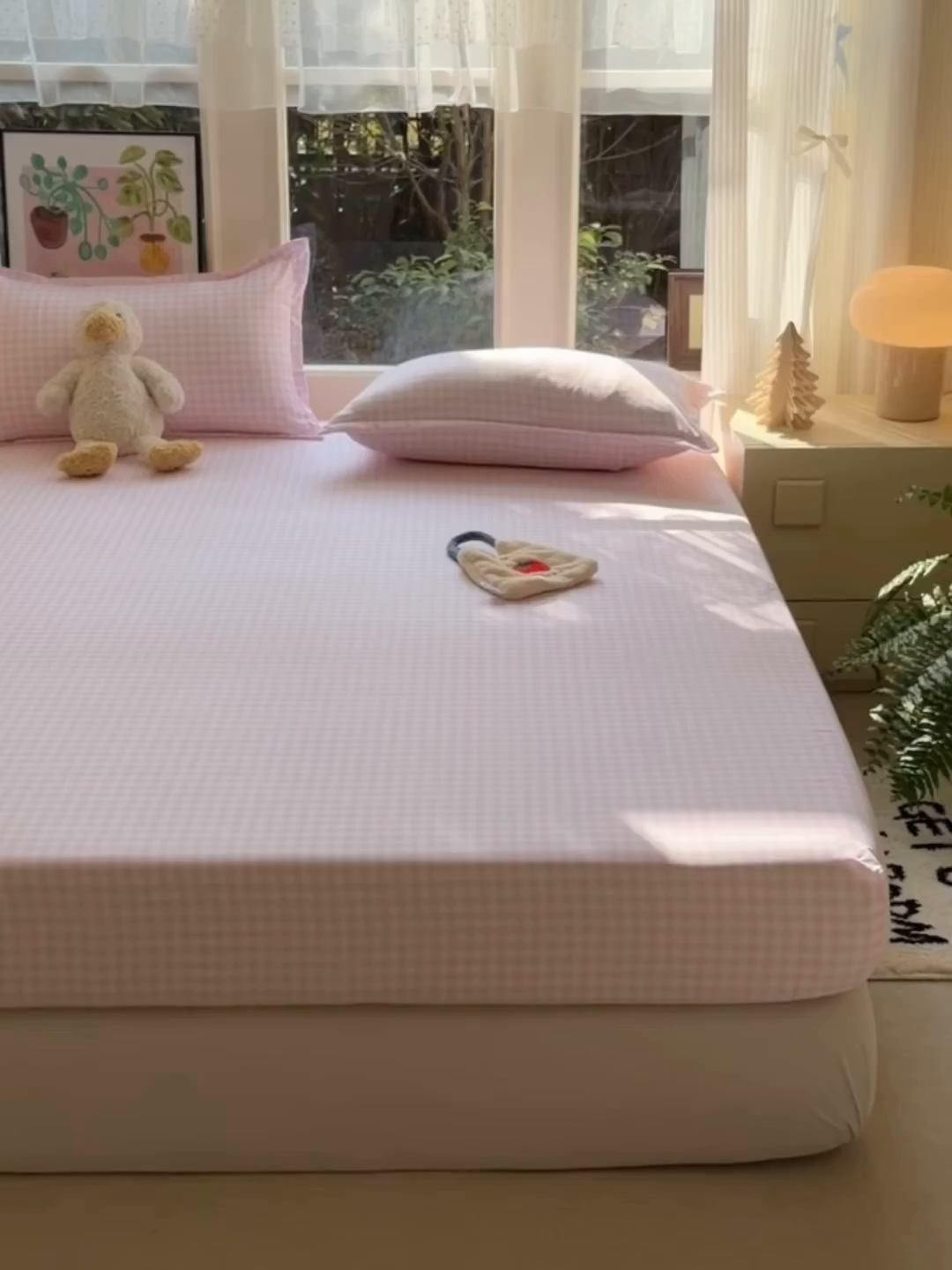 91家纺网 家纺一手货源 找家纺 赫然家纺 2026新款芦荟棉单品床笠系列 浅粉格