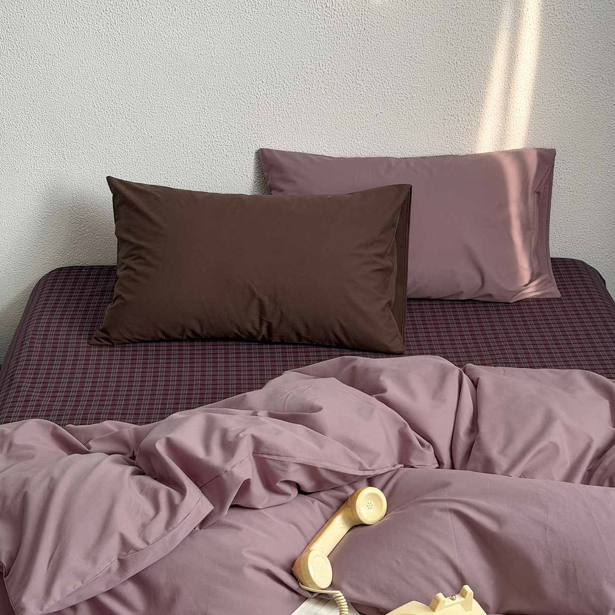 91家纺网 家纺一手货源 找家纺 蜜宿 2026新款全棉40s水洗棉四件套-紫雾海 紫雾海（枕套可可棕+胭脂紫）