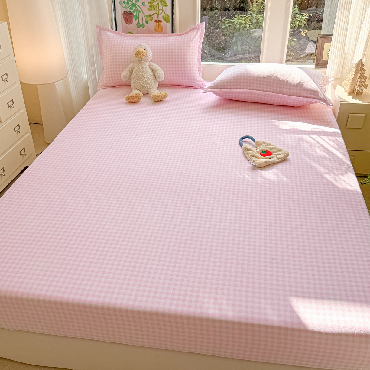 91家纺网 家纺一手货源 找家纺 赫然家纺 2026新款芦荟棉床笠三件套（床笠+枕套） 浅粉格