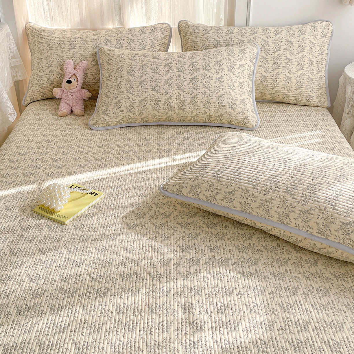 91家纺网 家纺一手货源 找家纺 （总）金丝兔 2026春夏新品全棉床盖三件套纯棉砂洗床盖榻榻米炕盖加厚碎花床单